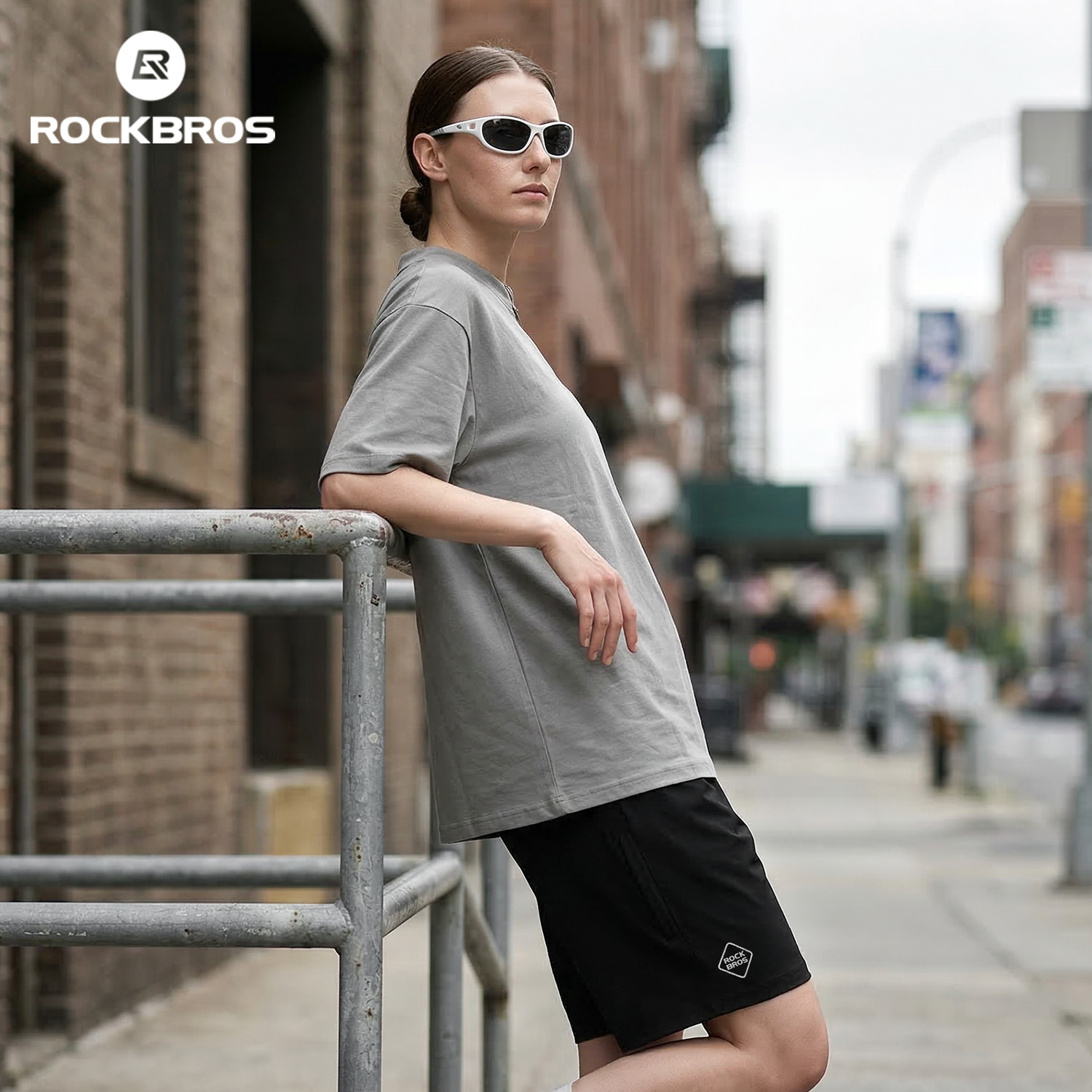 ROCKBROS サイクリングショーツ男性女性通気性速乾カジ - Mountain Biking Shorts Women のレビューと価格