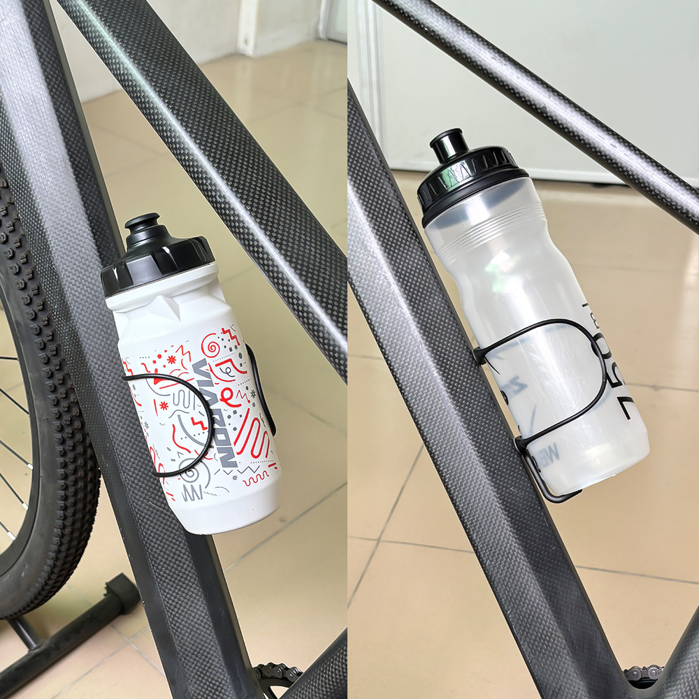 Rideforge超軽量カーボンファイバーウォーターボトルケ - Mountain Biking Bc のレビューと価格